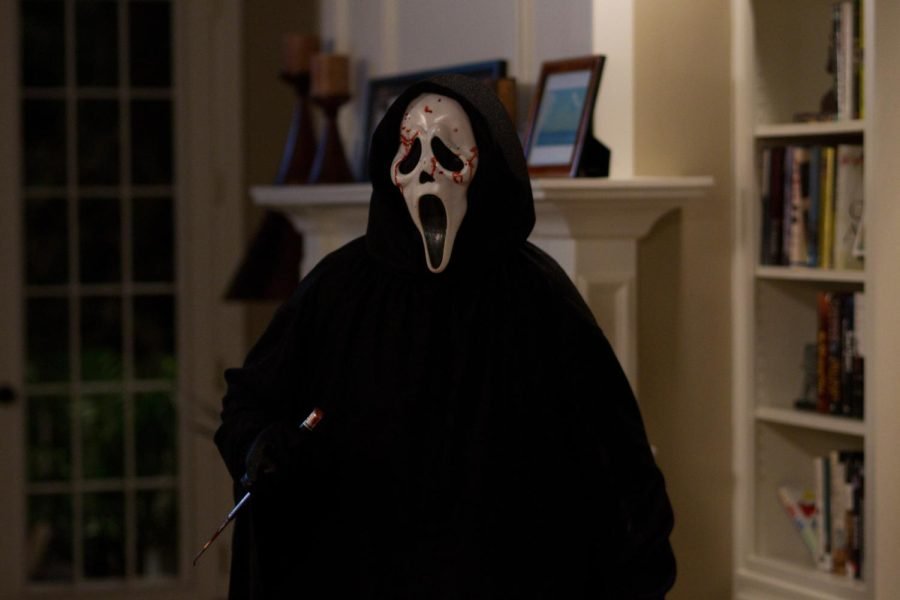 An image of the killer Ghostface from the Scream franchise. Image was taken from the 4th movie and came from imdb